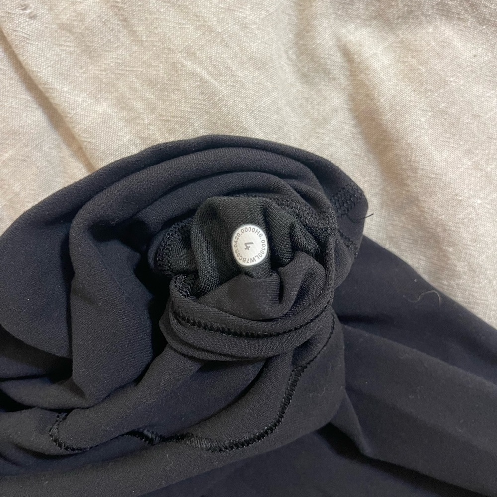 Lululemon Align High Rise Short - Picture 5 of 7